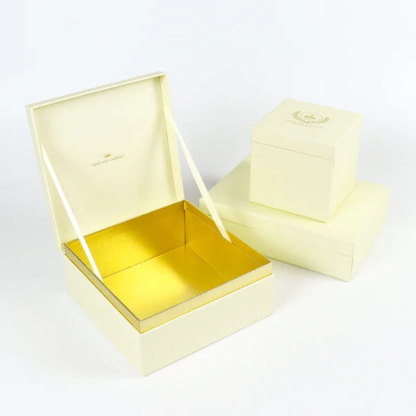 Ivory VIP Card Rigid Presentation Box with Gold Foil Logo Ivory VIP Card Rigid Presentation Box with Gold Foil Logo