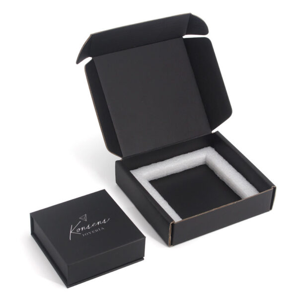 Luxury Black Jewelry Mailer Packaging Box with Foam Insert Luxury Black Jewelry Mailer Packaging Box with Foam Insert